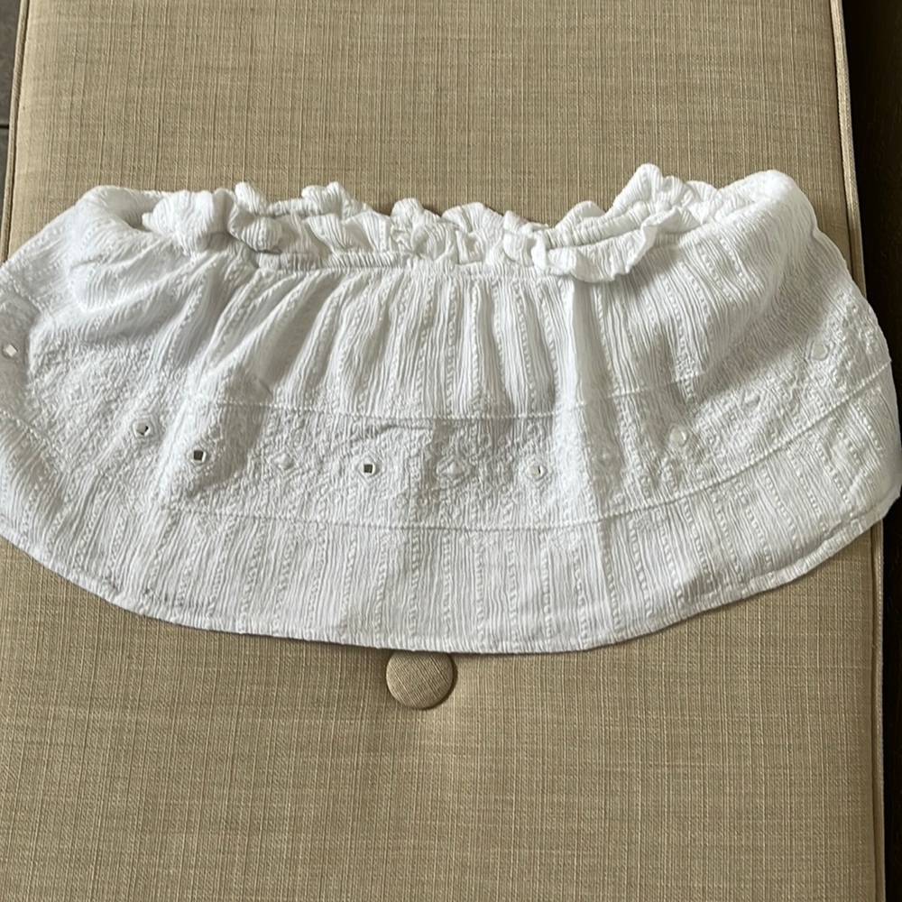 Strapless crop top with built in bra!